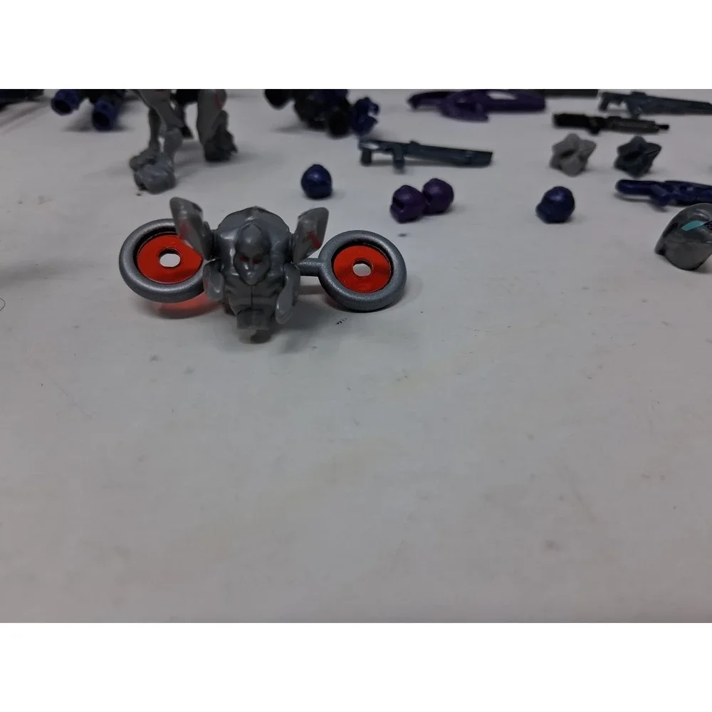 Mega Bloks Construx Halo/Covenant Mini Figures Lot Of:22  and Accessories/Read I